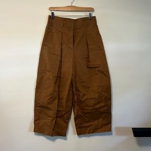 Aritzia The Group l Babaton wide legged pants with pleats